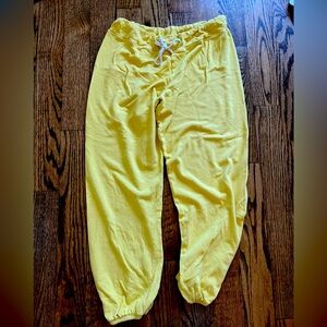 Sundry yellow joggers. Size 3 (Large)